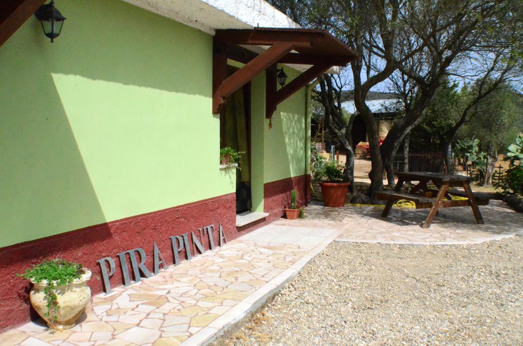 Agriturismo Pira Pinta Dorgali Kamer foto